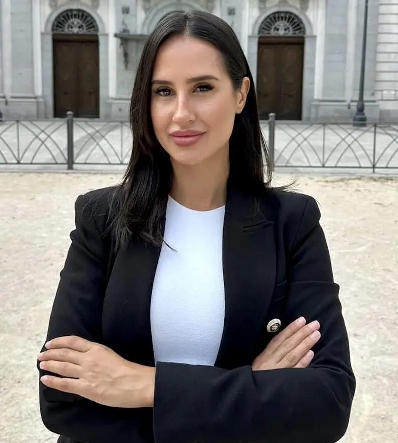 Abogada Vanesa Díaz — foto 2 de 4