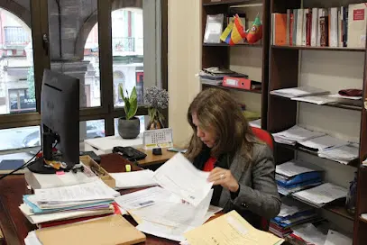 Gouveia & Abogados. Abogada España y Venezuela: María del Carmen Gouveia — foto 2 de 4
