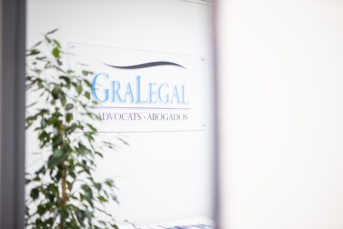 GRALEGAL ADVOCATS · ABOGADOS