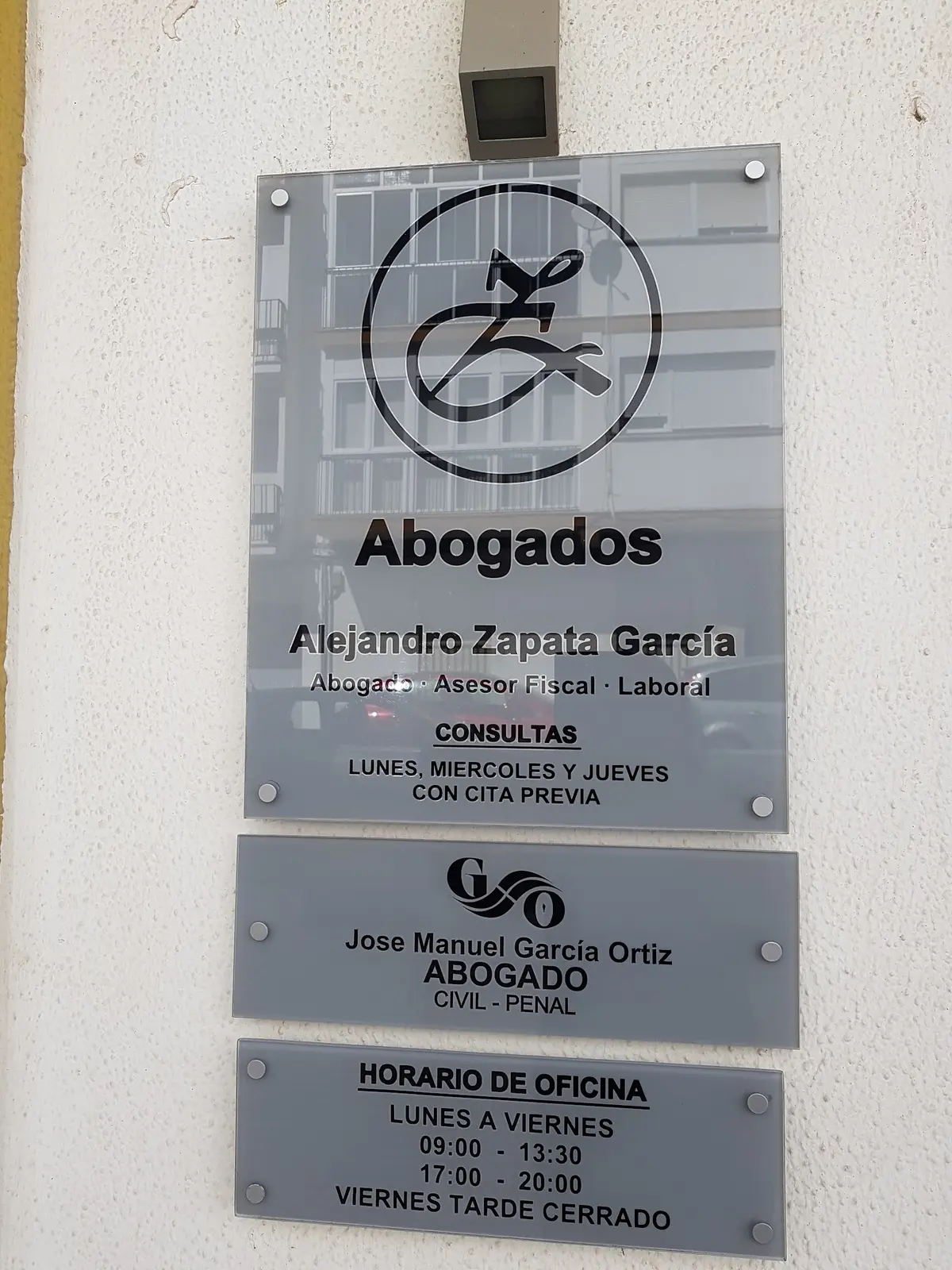 BURÓ ABOGADOS ALEJANDRO ZAPATA — foto 3 de 3
