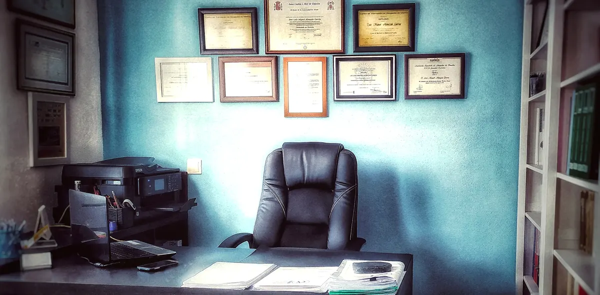 Almazán García Abogados