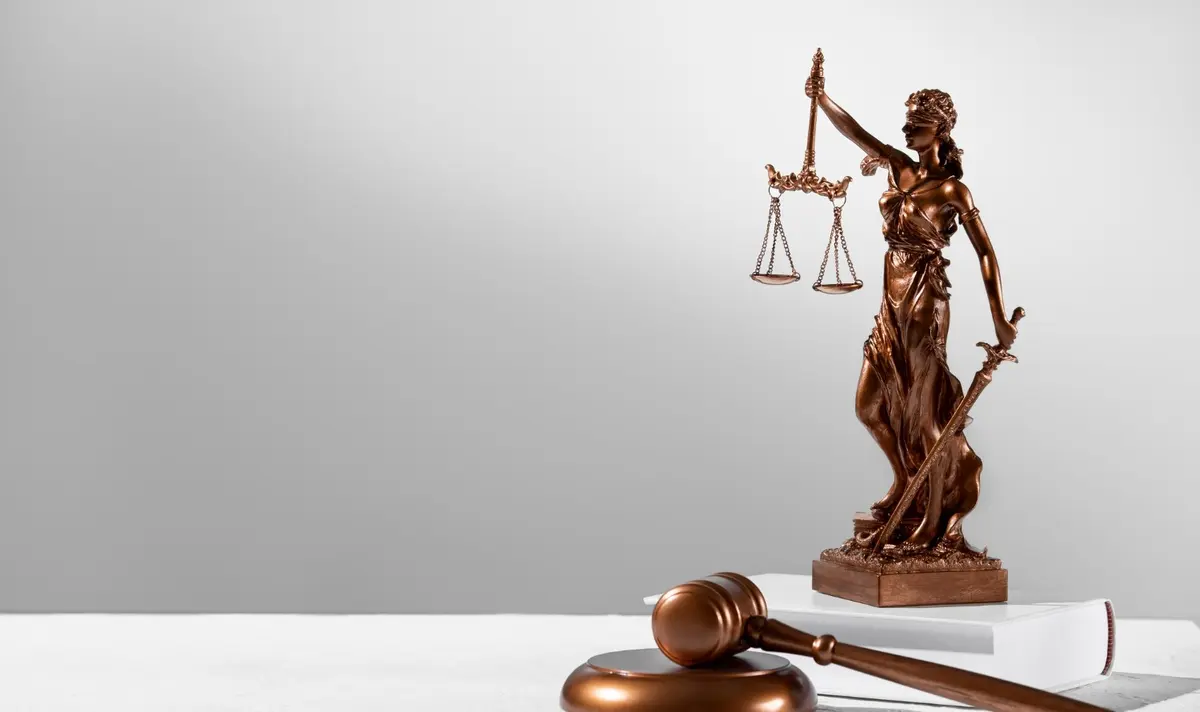 Pérez & Hermida Abogados