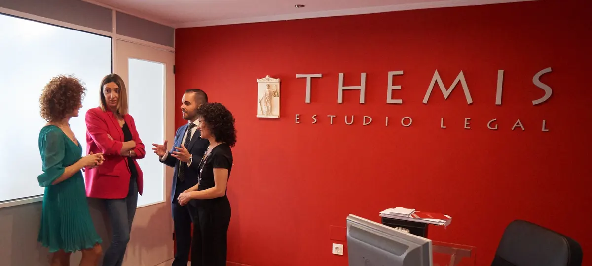 Themis Estudio Legal