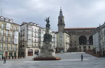 NOEMÍ MOLINERO Abogada — foto 4 de 4