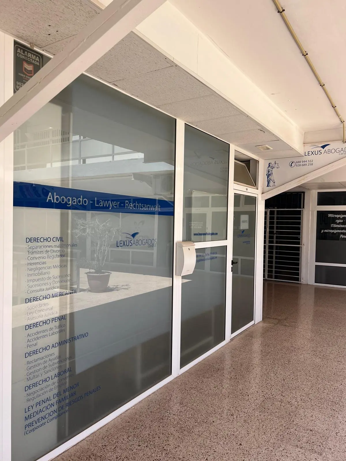 Lexus Abogados Canarias — foto 3 de 3