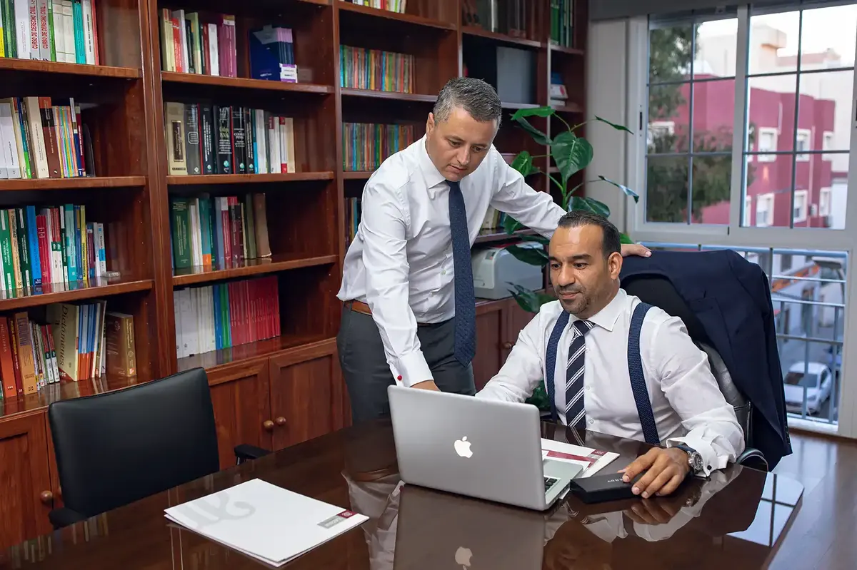 Lazaar Abogados