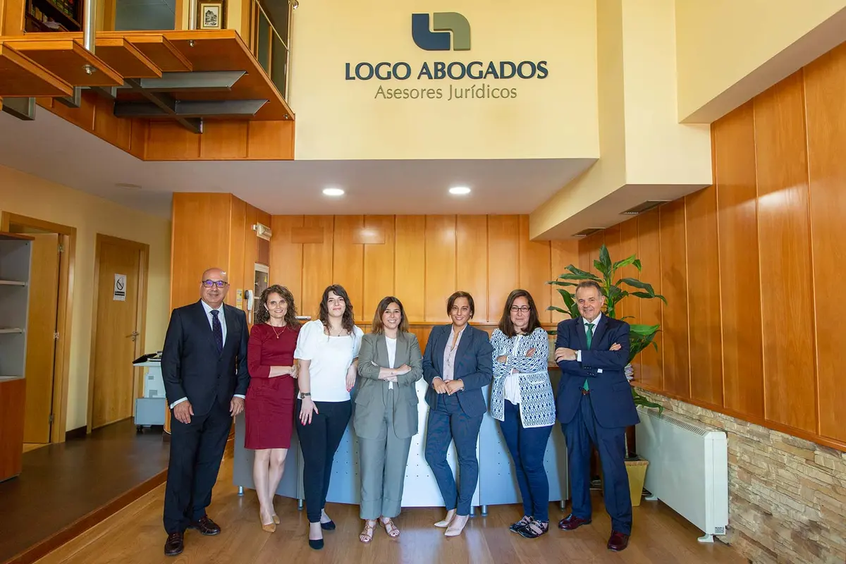 Logo Abogados